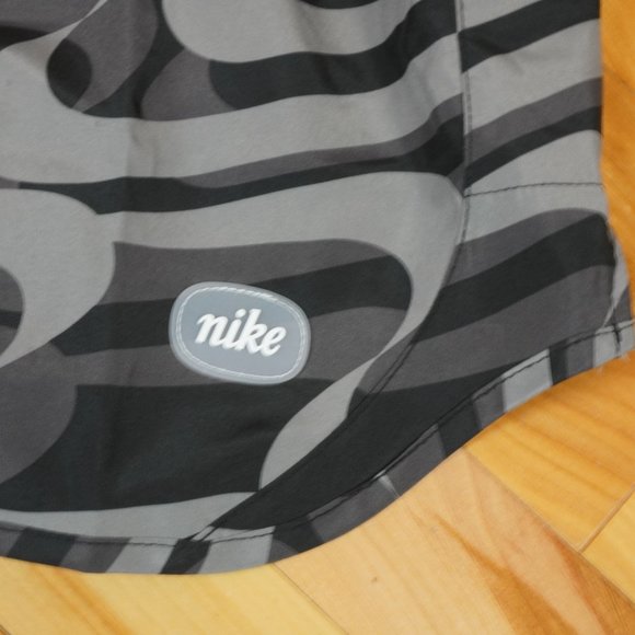 NIke Dri Fit Icon Clash Tempo Luxe Black and White Running Shorts Size Small - Picture 2 of 8